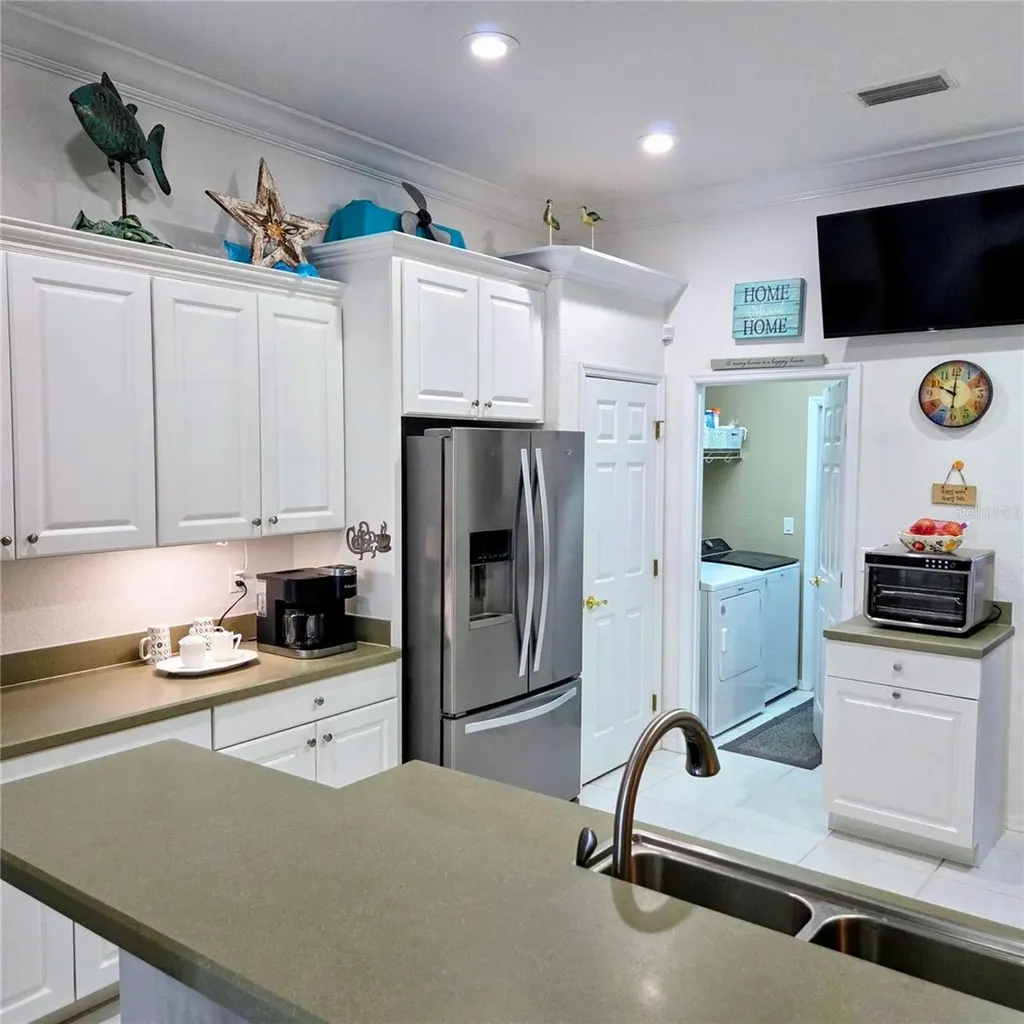 16 Meadowlake Circle S Lake Placid FL 33852