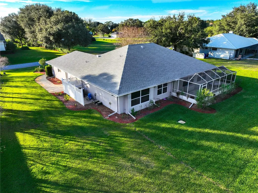 16 Meadowlake Circle S Lake Placid FL 33852