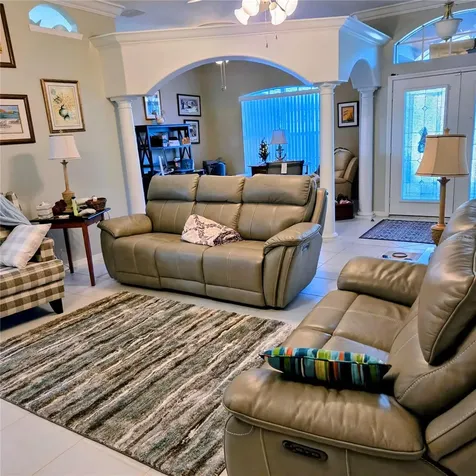16 Meadowlake Circle S Lake Placid FL 33852