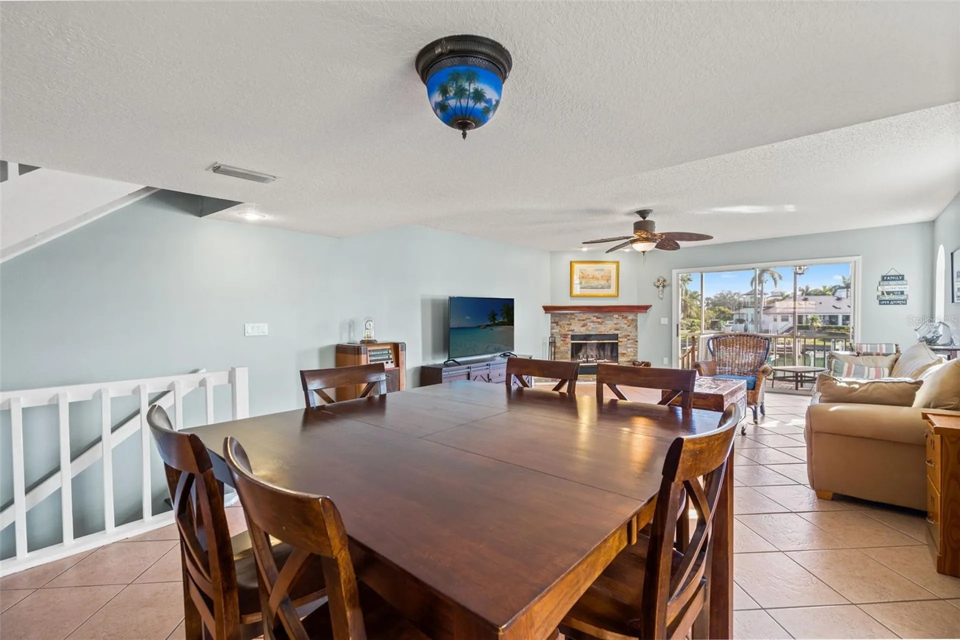 637 Pinellas Bayway S St Petersburg FL 33715