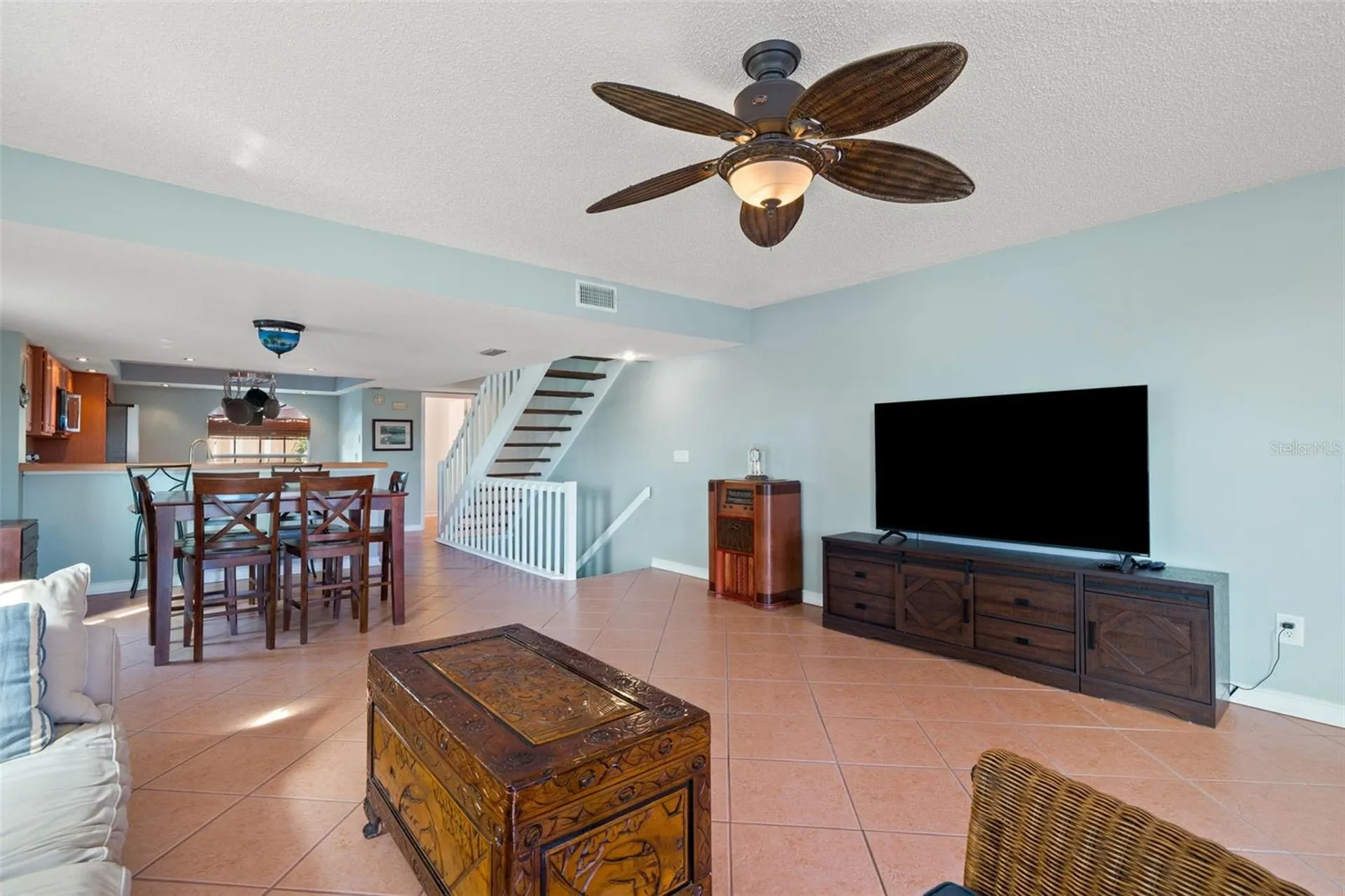 637 Pinellas Bayway S St Petersburg FL 33715