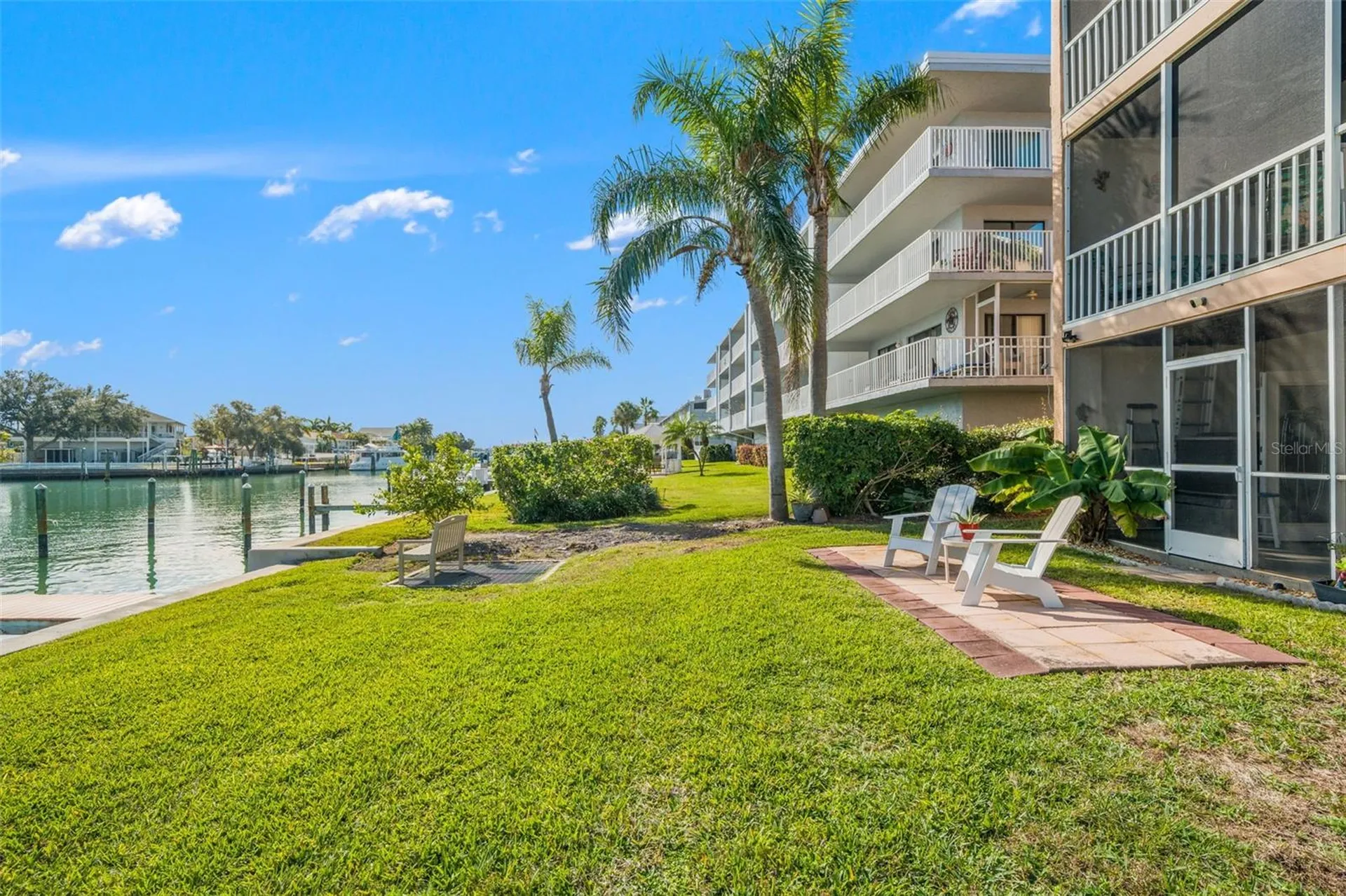 637 Pinellas Bayway S St Petersburg FL 33715