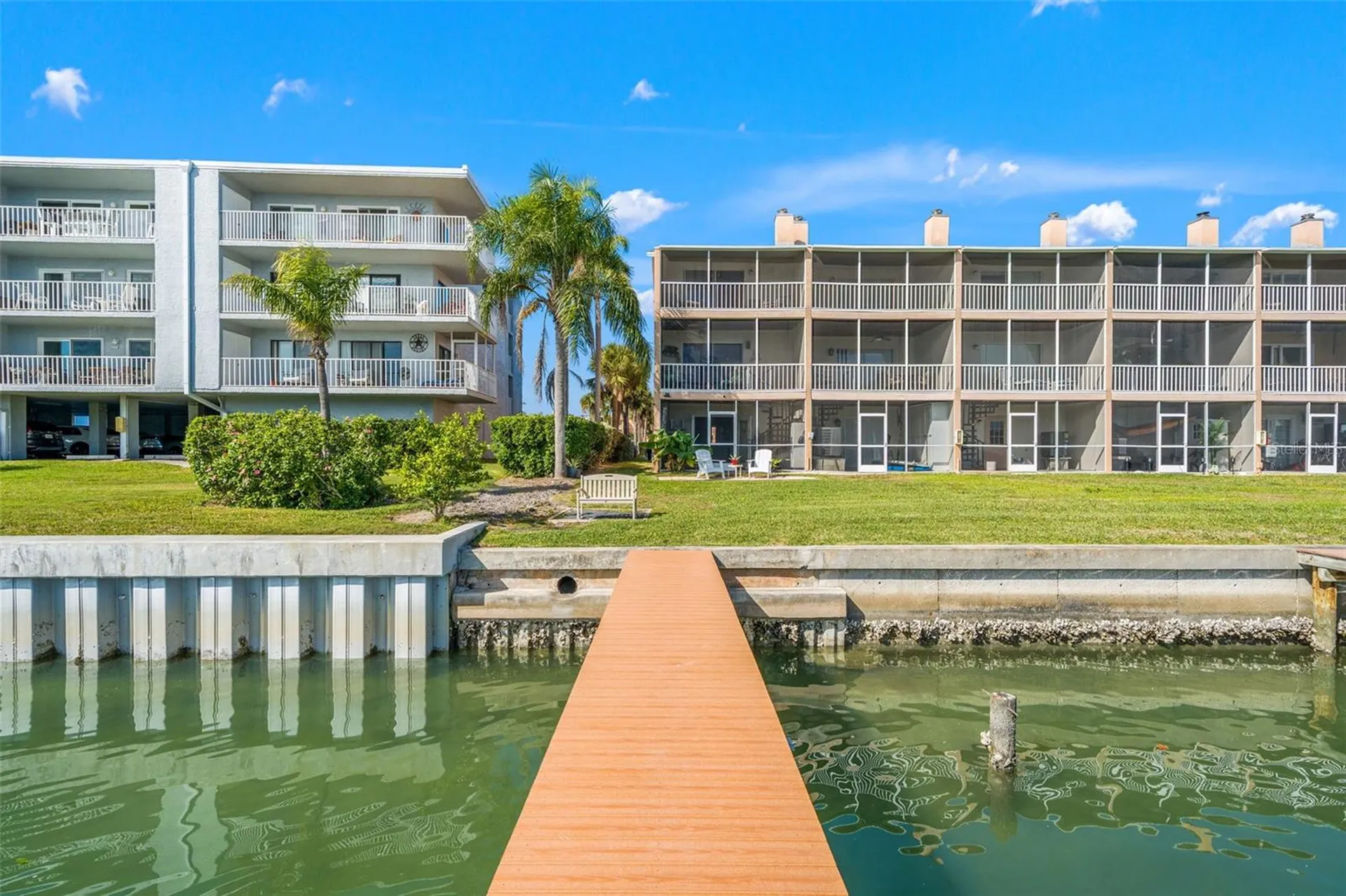 637 Pinellas Bayway S St Petersburg FL 33715