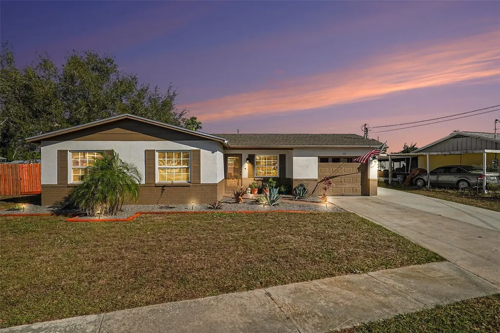 557 Flame Tree Drive Apollo Beach FL 33572