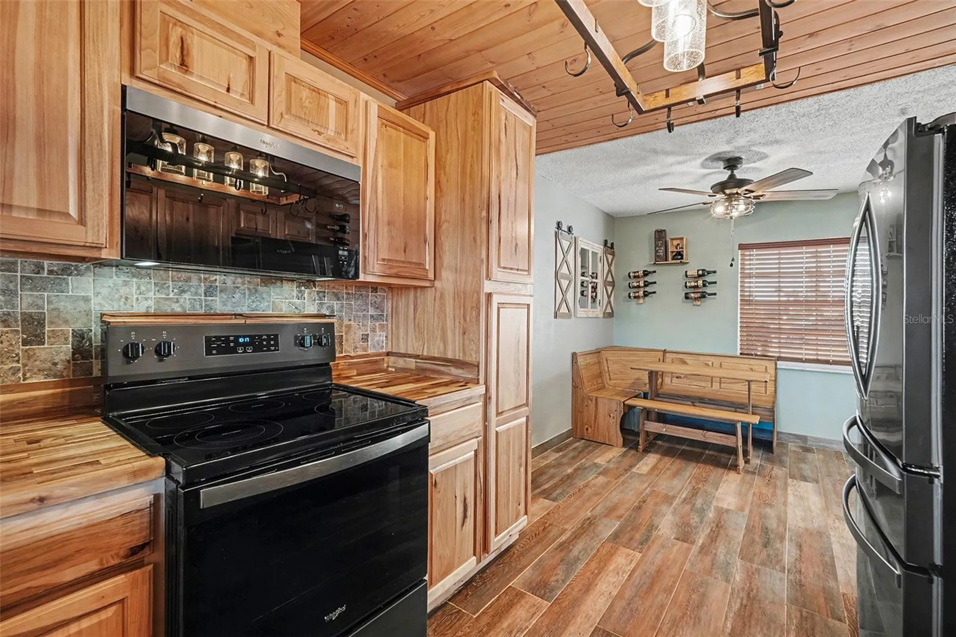557 Flame Tree Drive Apollo Beach FL 33572