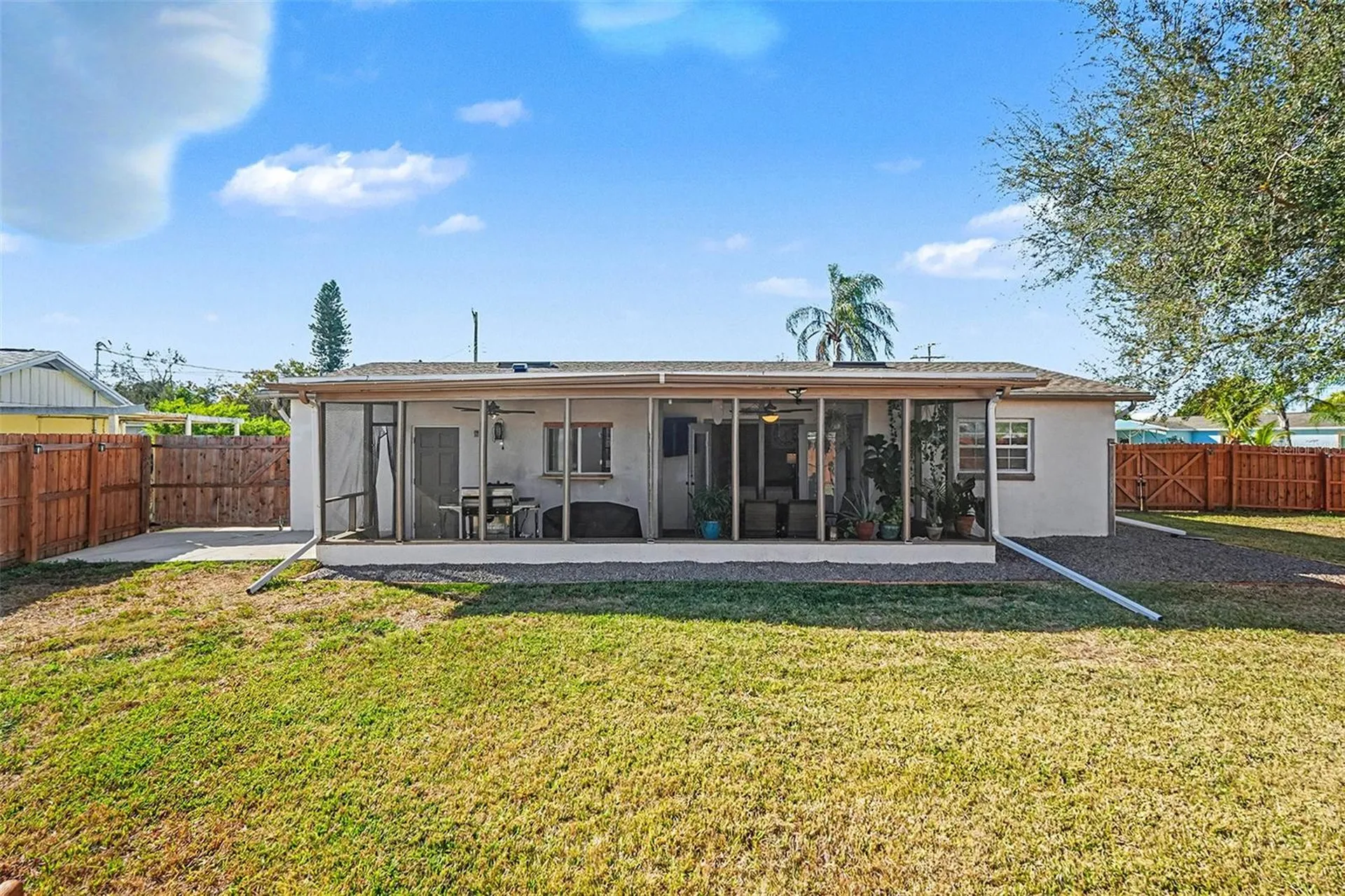 557 Flame Tree Drive Apollo Beach FL 33572