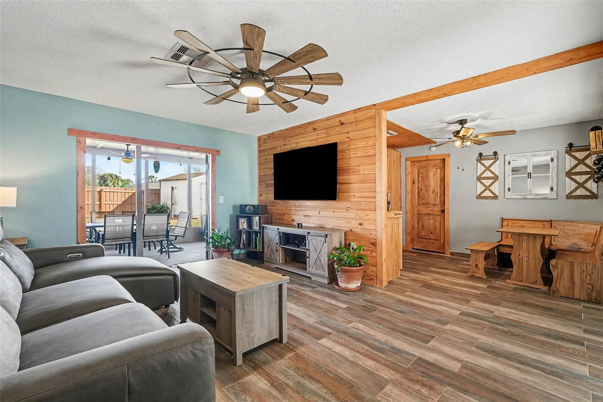 557 Flame Tree Drive Apollo Beach FL 33572