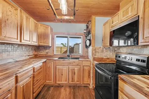 557 Flame Tree Drive Apollo Beach FL 33572