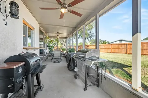 557 Flame Tree Drive Apollo Beach FL 33572