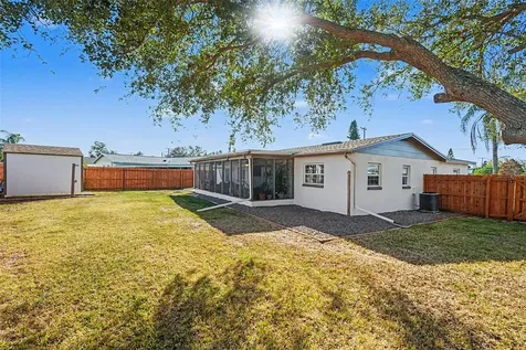 557 Flame Tree Drive Apollo Beach FL 33572