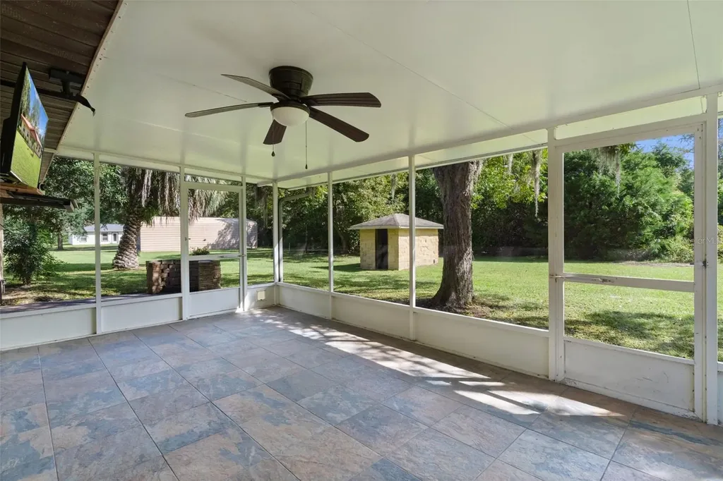 14635 SE 28th Court Summerfield FL 34491