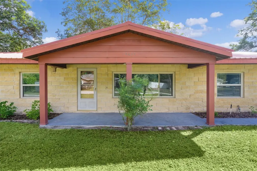 14635 SE 28th Court Summerfield FL 34491