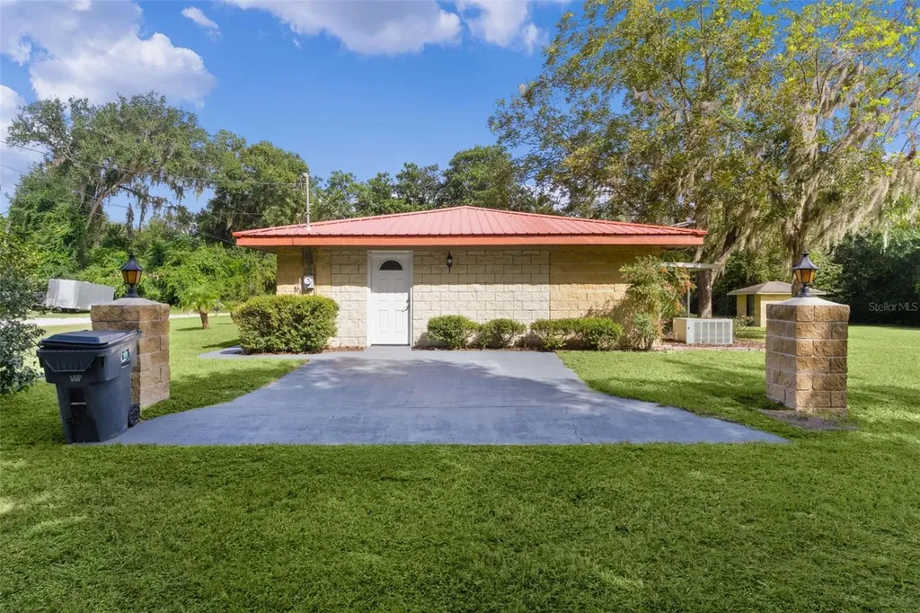 14635 SE 28th Court Summerfield FL 34491