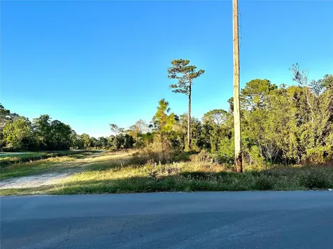 1635 Central Parkway Deland FL 32724