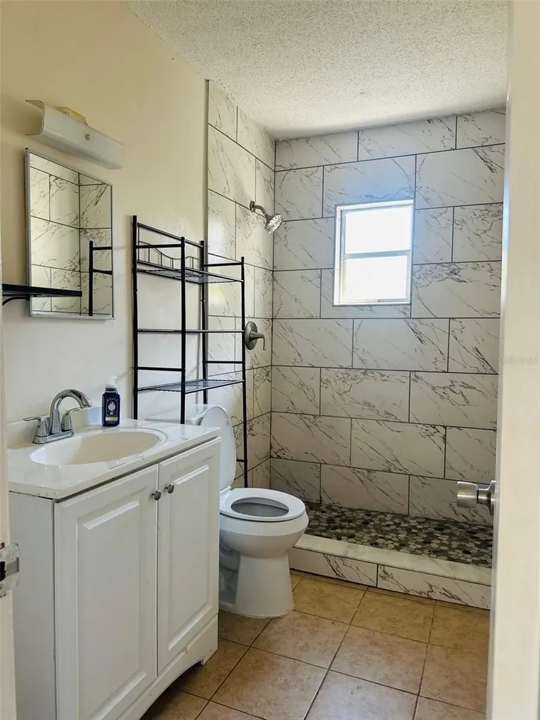 2107 Vincent Road Orlando FL 32817