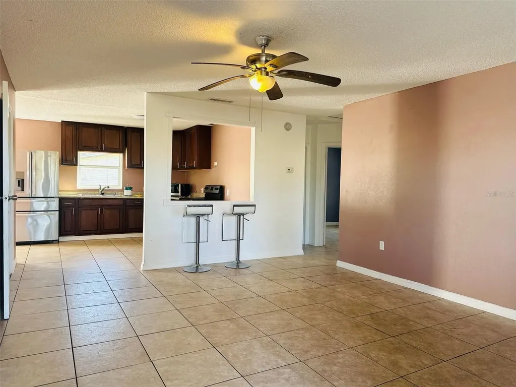 2107 Vincent Road Orlando FL 32817