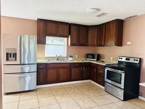 2107 Vincent Road Orlando FL 32817