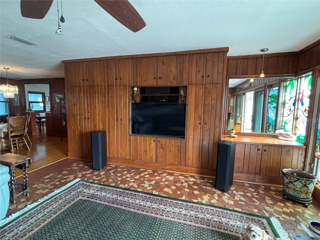 173 Devon Drive Clearwater Beach FL 33767