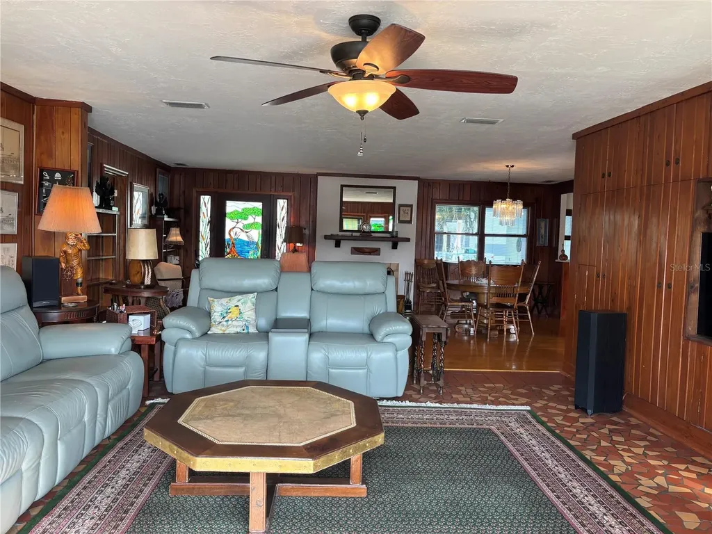 173 Devon Drive Clearwater Beach FL 33767