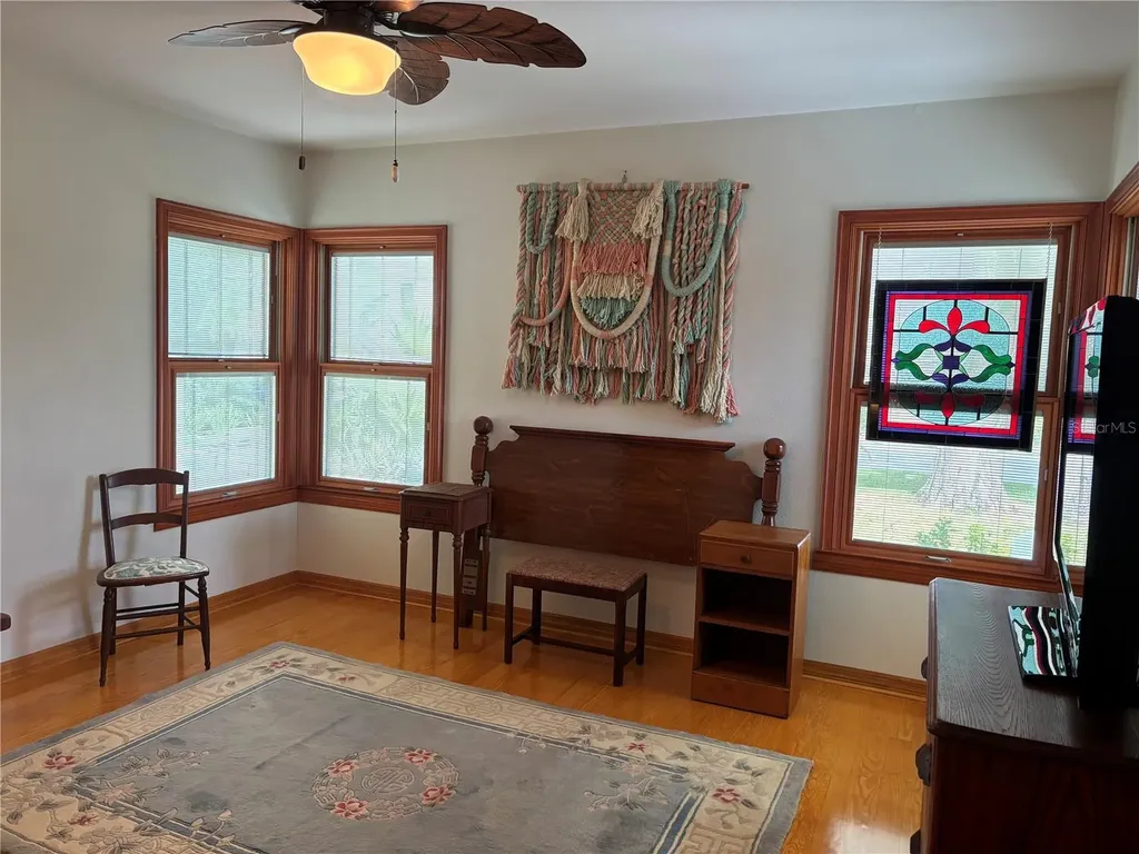 173 Devon Drive Clearwater Beach FL 33767