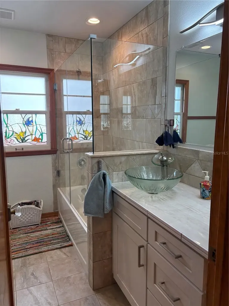 173 Devon Drive Clearwater Beach FL 33767