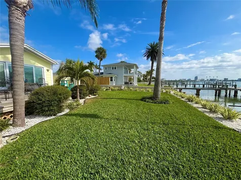 173 Devon Drive Clearwater Beach FL 33767