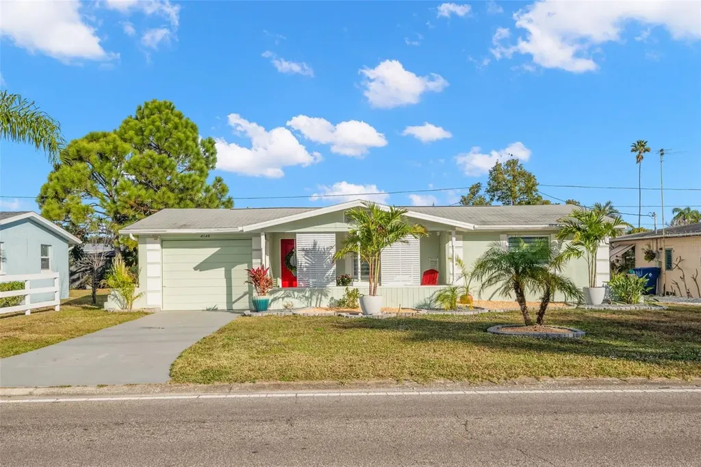 4149 Darlington Road Holiday FL 34691
