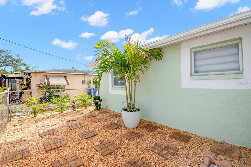 4149 Darlington Road Holiday FL 34691