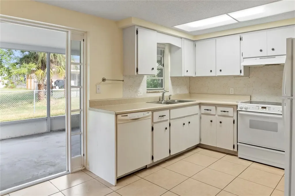 340 Periwinkle Road Venice FL 34293