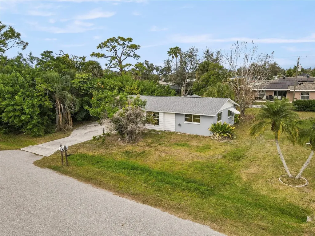 340 Periwinkle Road Venice FL 34293