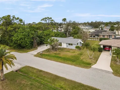 340 Periwinkle Road Venice FL 34293