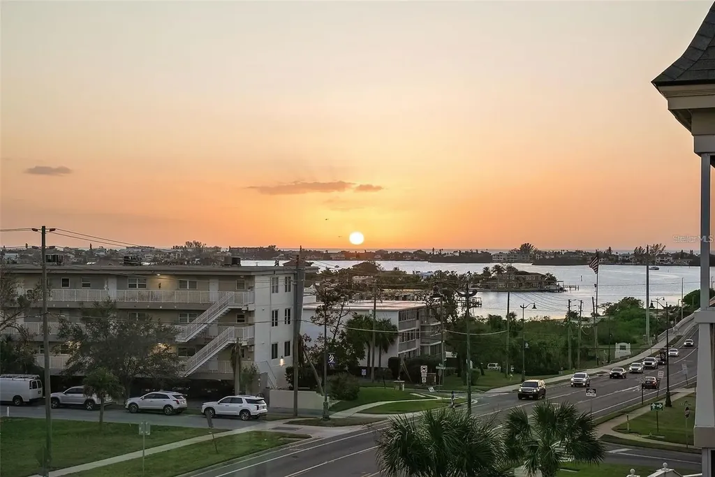 131 Bluff View Drive Belleair Bluffs FL 33770