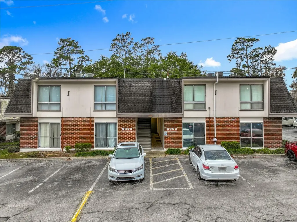 1700 SW 16th Court Gainesville FL 32608