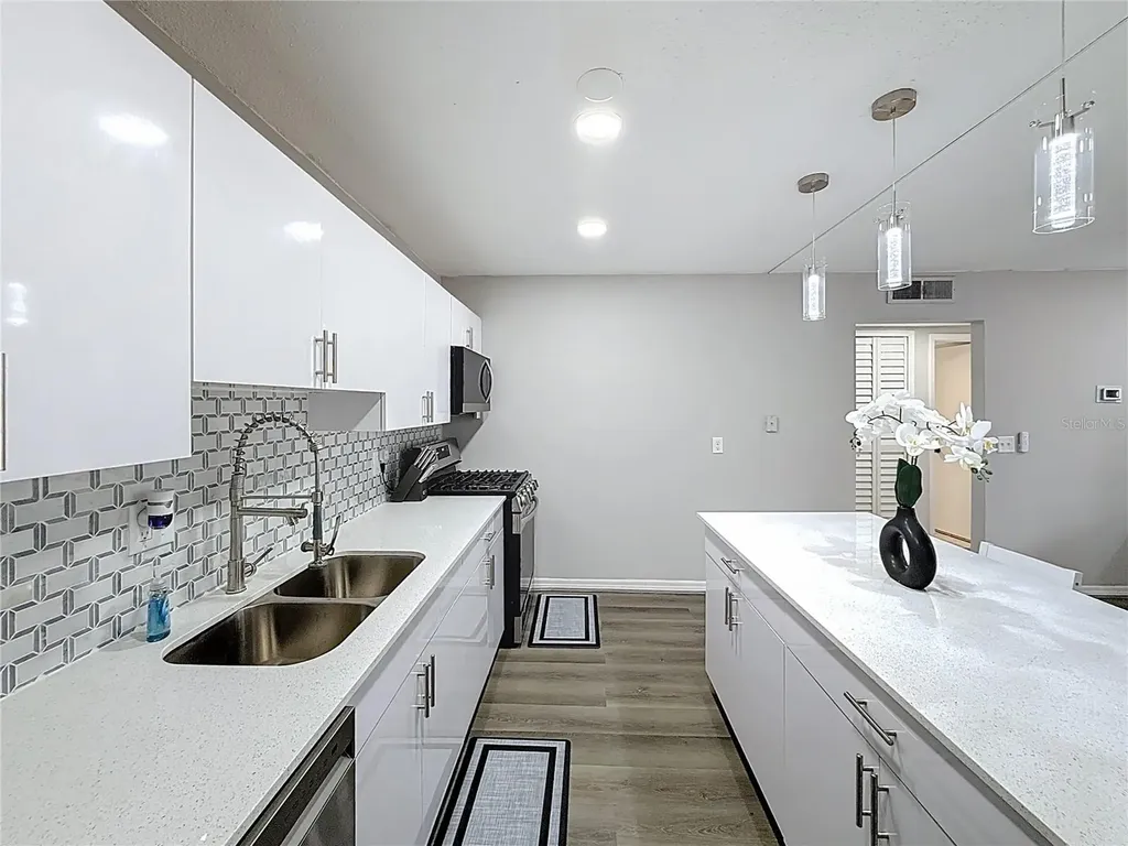 1700 SW 16th Court Gainesville FL 32608