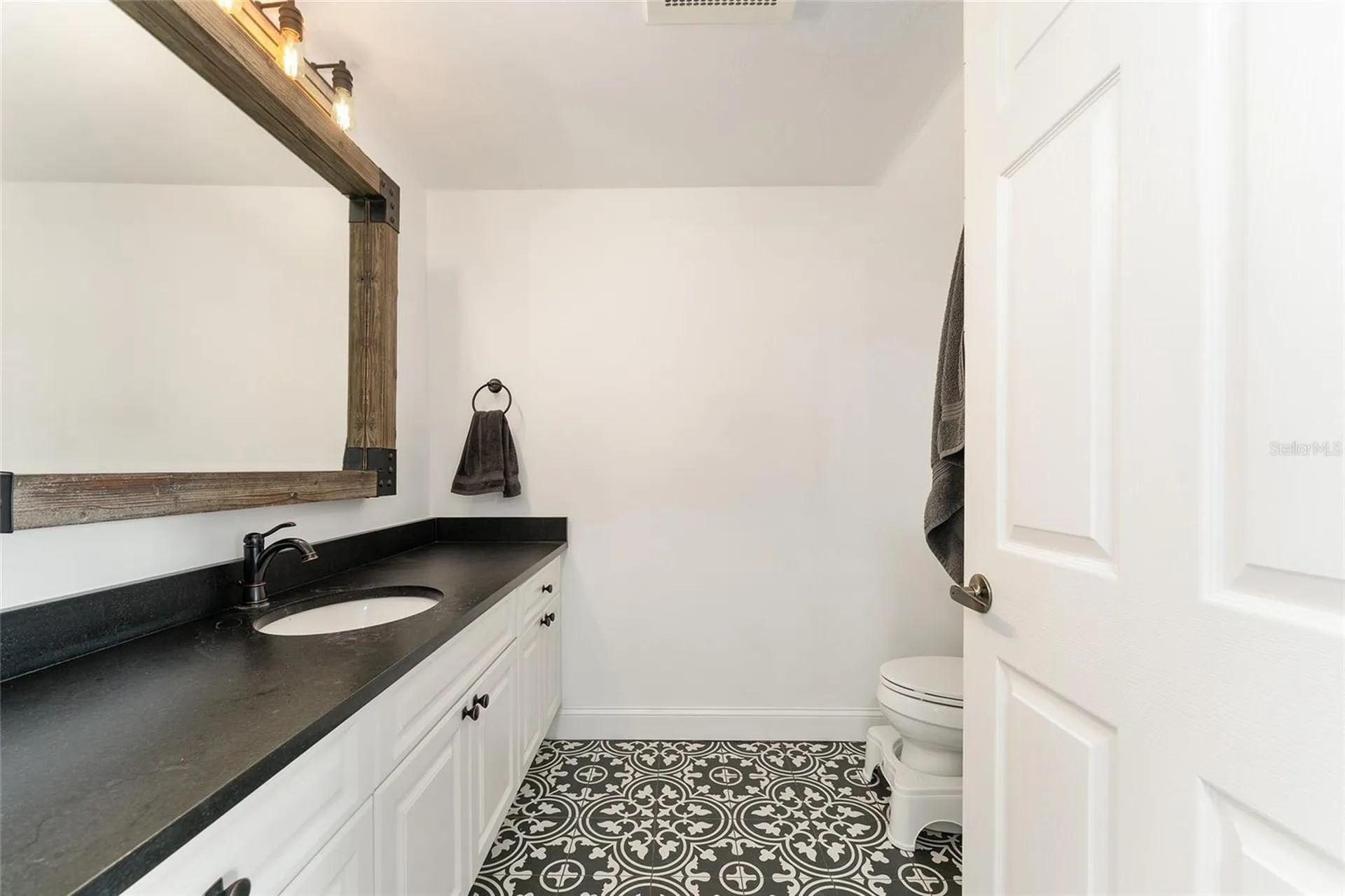 201 SE 2nd Avenue Gainesville FL 32601