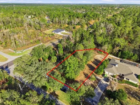 118 Oak Village Boulevard Homosassa FL 34446