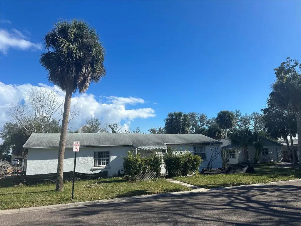 1811 2nd Street Indian Rocks Beach FL 33785