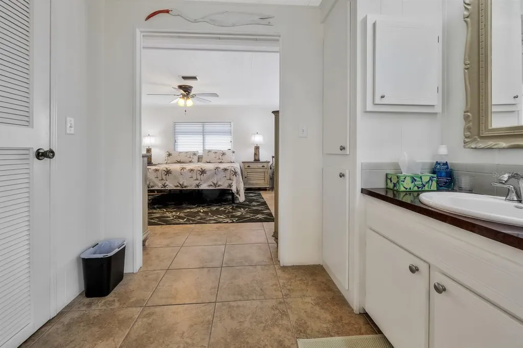 2100 Kings Highway Port Charlotte FL 33980