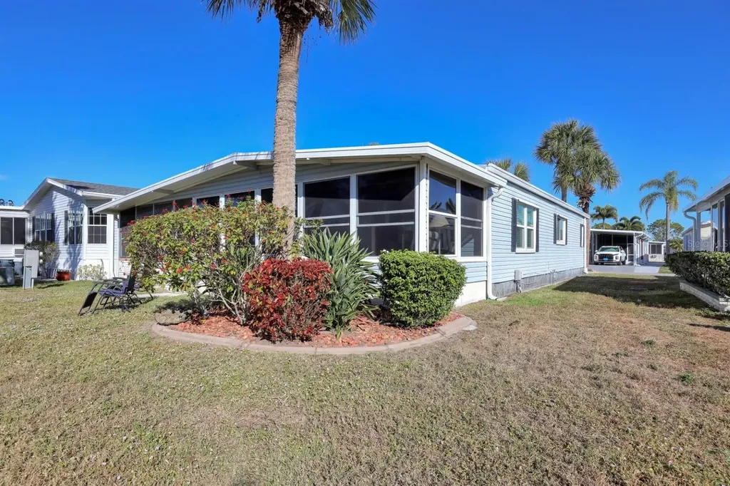 2100 Kings Highway Port Charlotte FL 33980