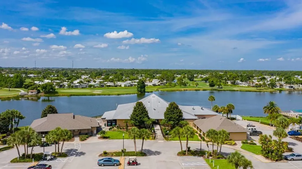 2100 Kings Highway Port Charlotte FL 33980