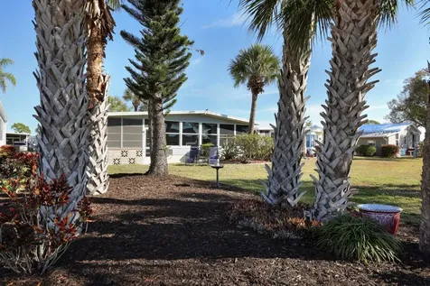 2100 Kings Highway Port Charlotte FL 33980