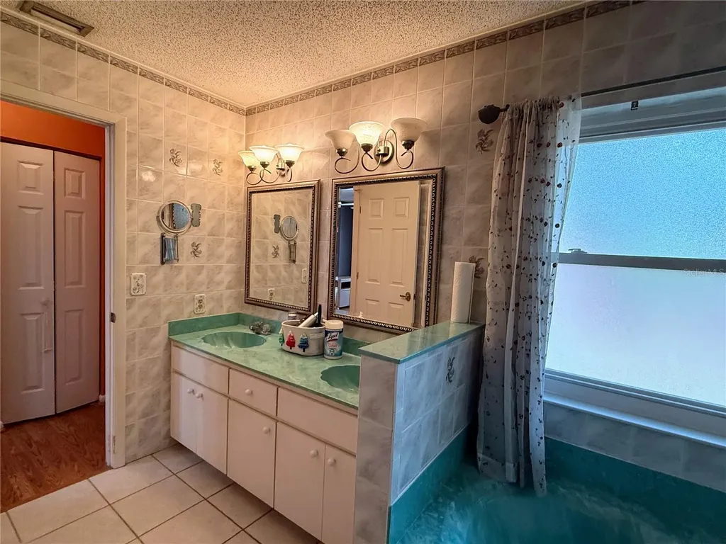 6 Biscayne Drive Palm Coast FL 32137