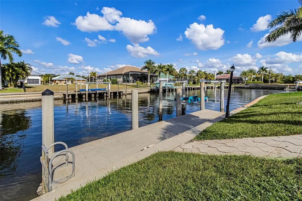 400 Gun Cay Lane Punta Gorda FL 33950