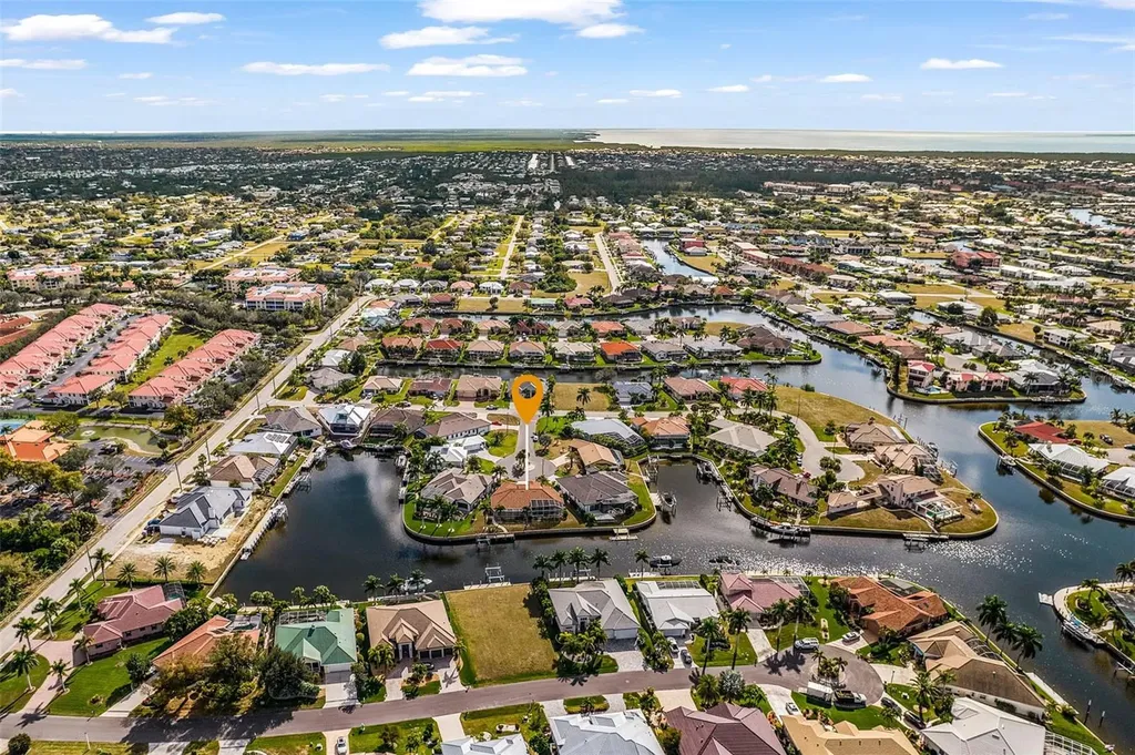 400 Gun Cay Lane Punta Gorda FL 33950