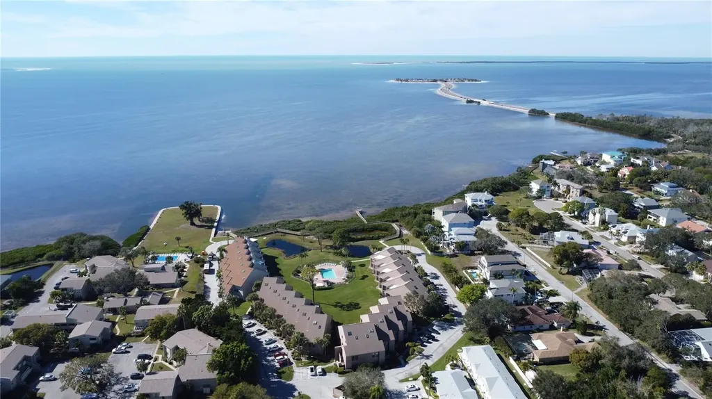 341 Windrush Loop Tarpon Springs FL 34689