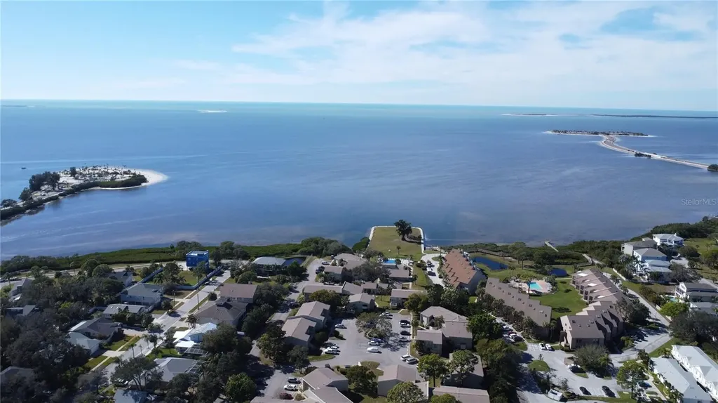 341 Windrush Loop Tarpon Springs FL 34689