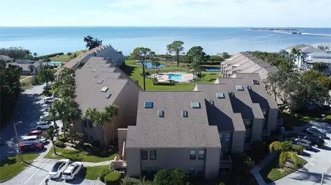 341 Windrush Loop Tarpon Springs FL 34689