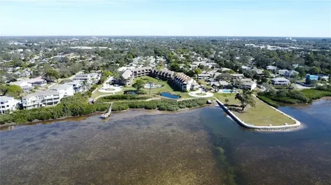 341 Windrush Loop Tarpon Springs FL 34689