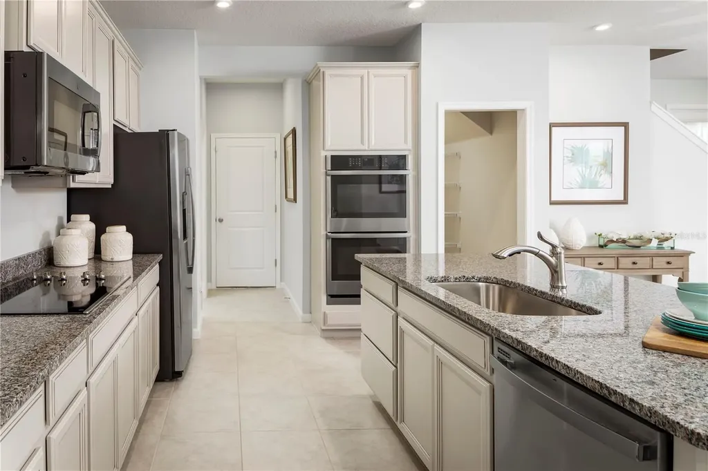 2317 Scenic Park Loop Wimauma FL 33598