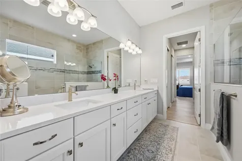 2154 Wallingford Loop Mount Dora FL 32757